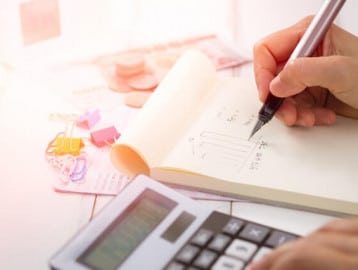 MBA-or-CFA-explained-358x270